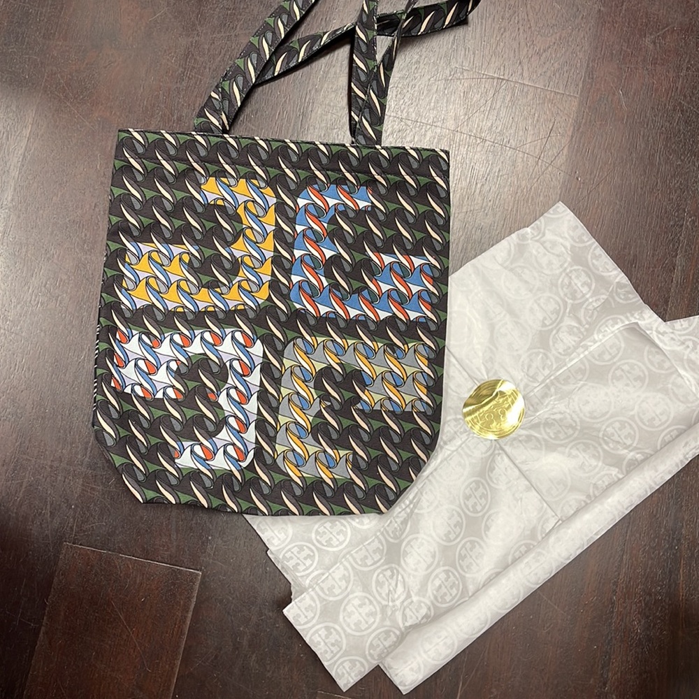 TORY BURCH TOTE